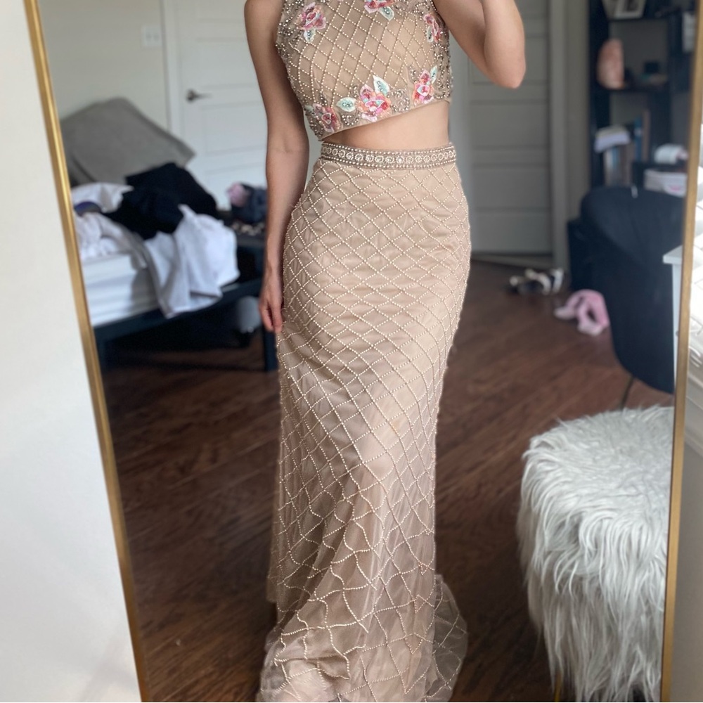Sherri Hill Beaded Nude Two-Piece Evening Set Size 0